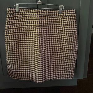 Ann Taylor gold and black sparkle pencil skirt size 12